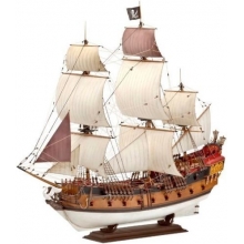 REVELL 05605 PIRATE SHIP 1:72