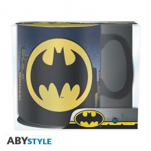 ABYSSE ABYMUG976 DC COMICS I AM THE NIGHT BATSYMBOL MUG 16OZ