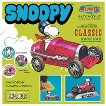 ATLANTIS M6894 PEANUTS SNOOPY AND HIS CLASSIC RACE CAR MOTORIZED MODEL KIT