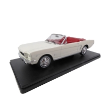 MAGAZINE 24MVQ2 1:43 1965 FORD MUSTANG CONVERTIBLE, CREME