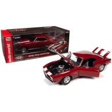 AUTOWORLD 1228 1:18 NICKEY CHEVROLET CAMARO Z / 28 HARDTOP ( MCACN ) 1967