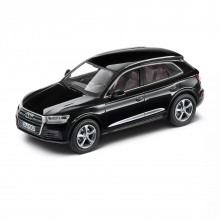 AUDI 5011605633 1:43 2017 AUDI Q5 BLACK