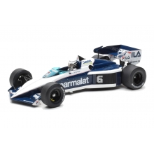 MCG 18619 1:18 1983 BRABHAM BT52 JOHN PLAYER TEAM LOTUS PARMALAT 6 R PATRESE SUDAFRIKA GP WHITE BLUE