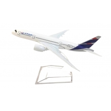 AIRPLANE B737-800 LATAM AIRPLANE MODEL