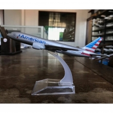 AIRPLANE B777 AMERICAN AIRLINES MODEL 1:400