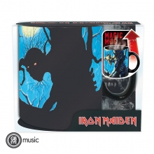 ABYSSE GBYMUG042 IRON MAIDEN FEAR OF THE DARK HEAT CHANGE MUG 16 OZ