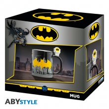 ABYSSE ABYMUGA112 DC COMICS FEAR THE BAT 3D HANDLE MUG 16 OZ