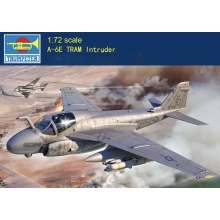 TRUMPETER 01642 1:72 A 6E TRAM INTRUDER